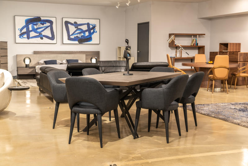 modern outdoor dining table
